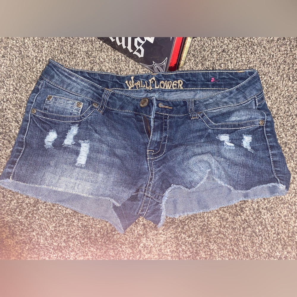 Wallflower Jean Shorts